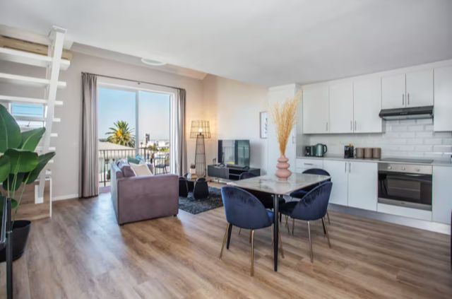 To Let 1 Bedroom Property for Rent in Oranjezicht Western Cape